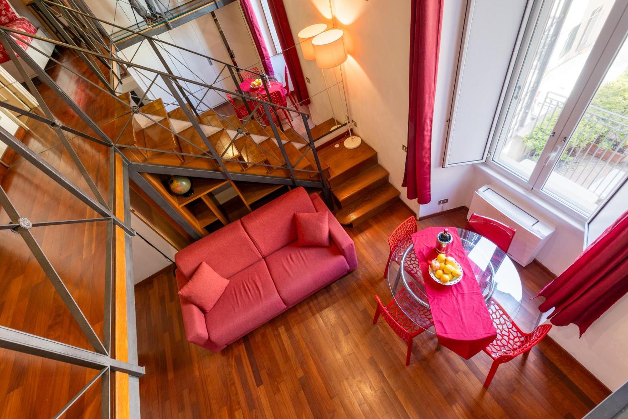 Colosseum Romantic Loft, Rome